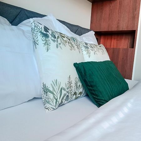 Apartamento Apartament Na Zielonej Z Tarasem Piła Exterior foto
