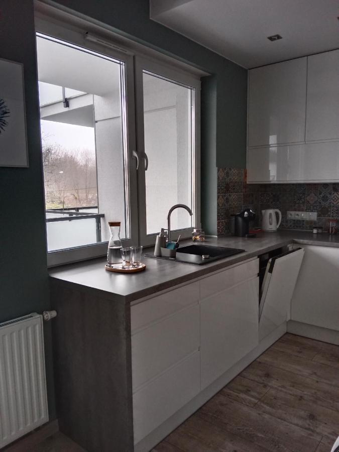 Apartamento Apartament Na Zielonej Z Tarasem Piła Exterior foto