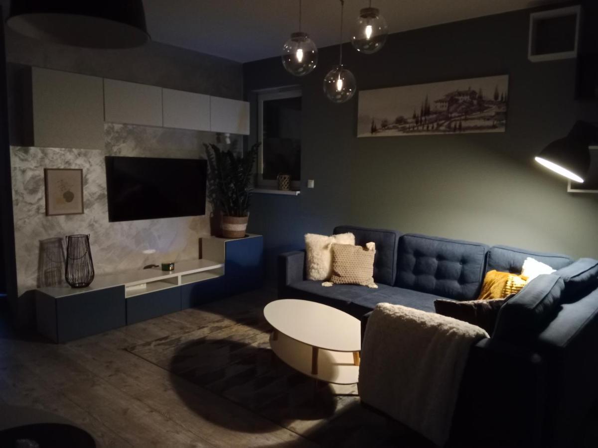 Apartamento Apartament Na Zielonej Z Tarasem Piła Exterior foto